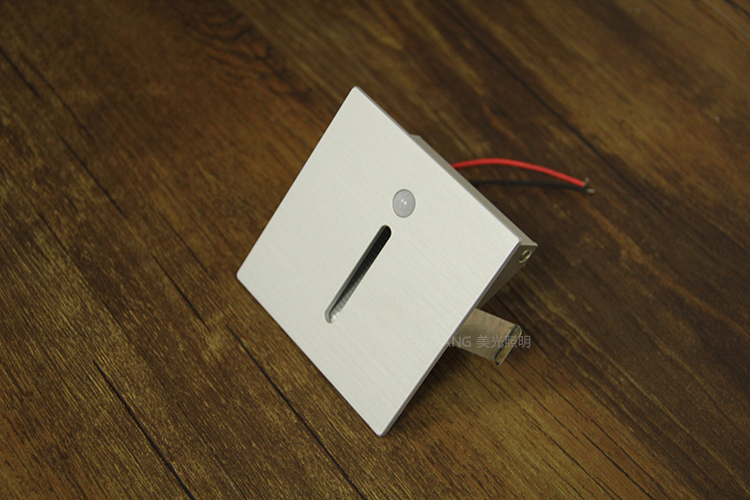 86型人体感应壁灯